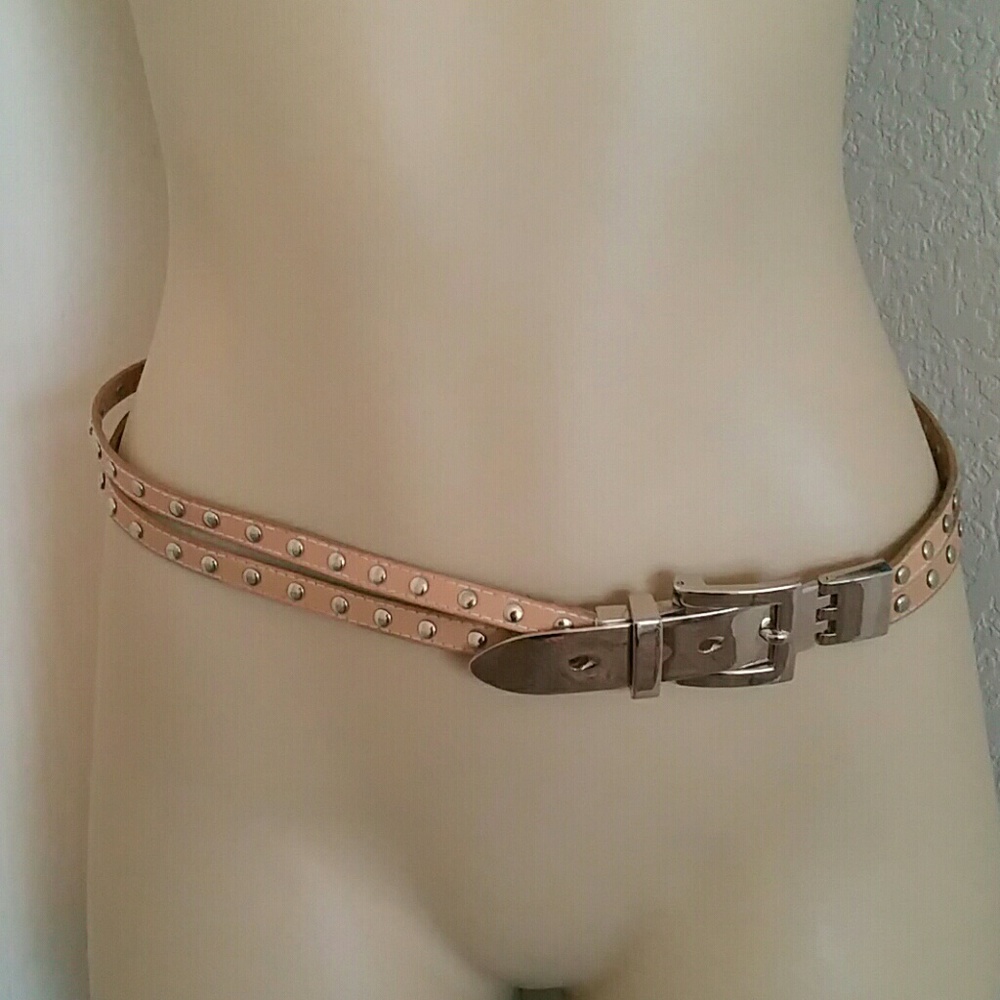 NWT Super cute studded belt